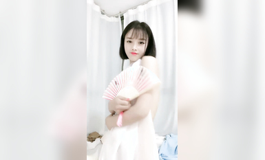 新下海古典美仙女 【迷你小公主】清風玉扇,優雅漏奶扒逼,緊致粉嫩小淫穴