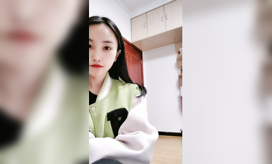 高冷氣質顏值美女！新人下海很直接！脫下褲子掰穴看，多毛小穴特寫，騷逼看著非常緊致