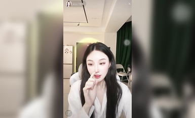 【抖音重磅】人氣女神【草莓小甜心】首次超大尺度露三點【丁姐直播】9月 (16)