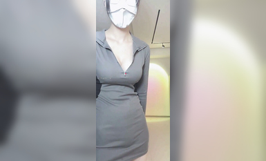 【抖音重磅】人氣女神【草莓小甜心】首次超大尺度露三點【丁姐直播】9月 (23)