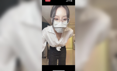 【抖音重磅】人氣女神【草莓小甜心】首次超大尺度露三點【丁姐直播】9月 (18)