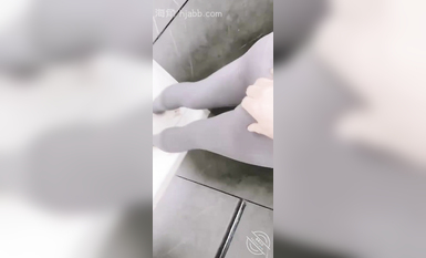 海角社區亂倫大神《最愛騷嫂子》熱銷作品全集-淪陷在騷貨嫂子的緊致熱穴中 2022-04-24原創今天終於把大嫂操了但是大哥好像發現了什麼