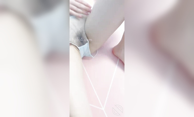 海角社區亂倫大神《最愛騷嫂子》熱銷作品全集-淪陷在騷貨嫂子的緊致熱穴中 2022-05-21草大嫂的過程嫂子閨蜜來電話，操的大嫂語無倫次