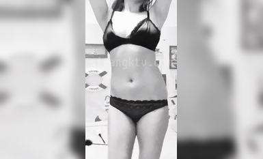 【快手重磅】多肉的何老師！極品騷熟女~全新尺度內容首發~ (17)