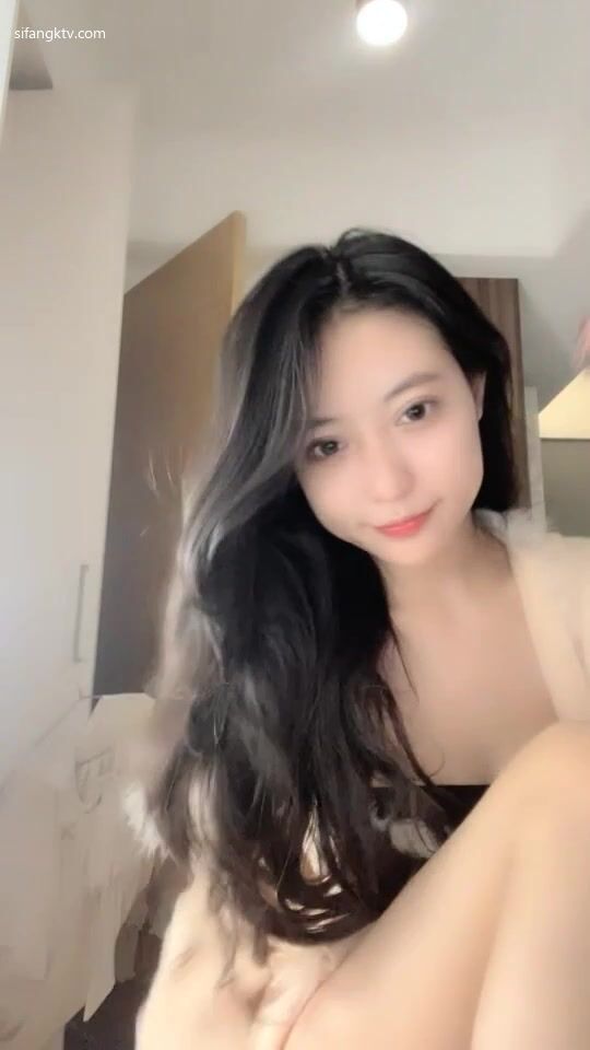 【不不不不知道啊】可甜可欲~音樂系才女~特寫全裸扣B！~ (4)