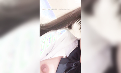 19歲的廣州妹妹！【京魚兒】道具自慰爆漿，粉穴近距離B (1)