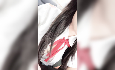 19歲的廣州妹妹！【京魚兒】道具自慰爆漿，粉穴近距離B (8)