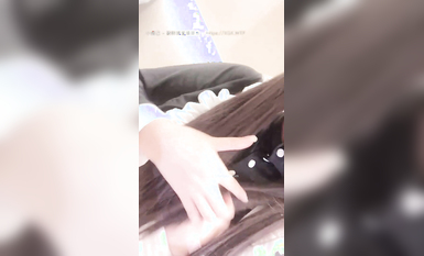 19歲的廣州妹妹！【京魚兒】道具自慰爆漿，粉穴近距離B (5)