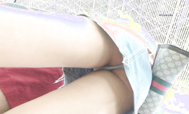 超高質量機場地鐵抄底5 驚現極品無內長腿美女 是方便借機小哥啪啪嗎 高清超高質量機場地鐵抄底 (5)