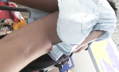 超高質量機場地鐵抄底5 驚現極品無內長腿美女 是方便借機小哥啪啪嗎 高清超高質量機場地鐵抄底 (16)