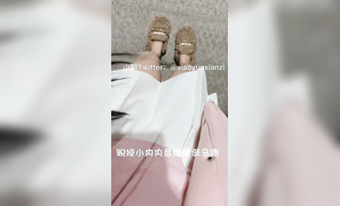 最新推特七位人氣蘿莉女主露出私拍 戶外野戰全裸路邊翹美臀後入啪啪小韻 (2)