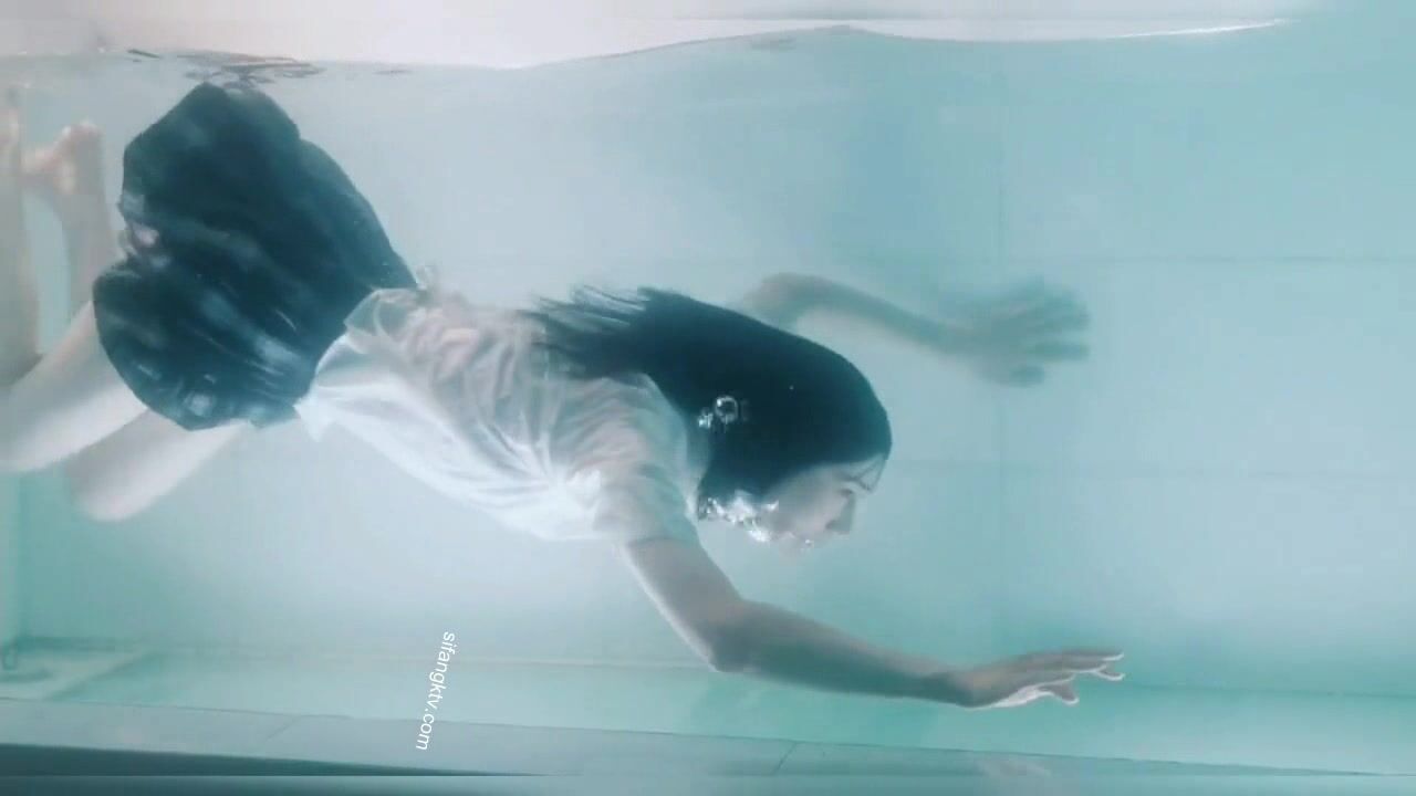 新束縛藝術色影唯美私拍 把極品女神捆綁成粽子 請君品嘗 極品身材 各種捆綁 高清 (1)