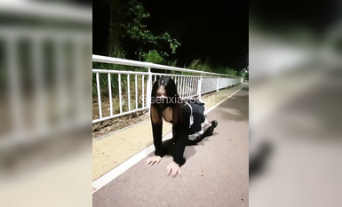 最新推特七位人氣蘿莉女主露出私拍 戶外野戰全裸路邊翹美臀後入啪啪森下悠 (8)