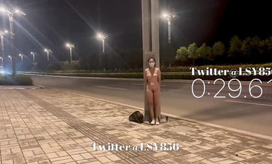 最新推特七位人氣蘿莉女主露出私拍 戶外野戰全裸路邊翹美臀後入啪啪林淑怡 (6)