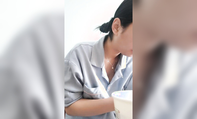 應求更新！美胸大學生~【眼裡有星辰】道具自慰~好騷好美！ (2)