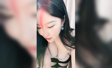 大波浪肉慾系女神！新人下海收費秀！掏出白嫩大奶，多毛極品肥穴，揉搓嬌喘呻吟極度誘惑