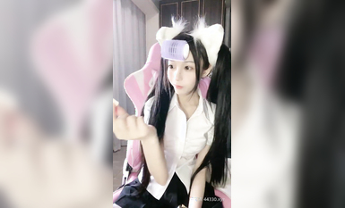 絕對極品！清純系天花板！雙馬尾頂級美少女，纖細美腿白絲襪，玻璃棒插無毛嫩穴，快速猛捅流出白漿