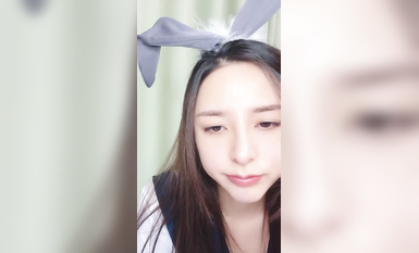 精品推薦！干凈白虎美穴女神！情趣裝兔耳朵，收費房自慰，姐姐性慾很強，振動棒深插猛捅騷穴