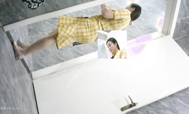 美女如雲商場化妝品櫃台公共女廁現場實拍 48位氣質制服美女小姐姐方便亮點多多同步露臉無水印原檔