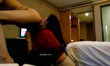 高顏值反差御姐與男友床戰泄密 心甘情願喝男友尿 各種姿勢輪番轟炸 高潮顫抖痙攣 