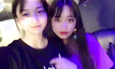 上海富家千金遭前任曝光大量性愛生活照流出 深喉吃屌淫靡喘息 反差婊聽到要肏穴瞬間興奮 (8)