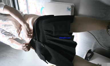 十月最新流出廁拍大神潛入 師范大學附近公共廁所正面全景偷拍青春靚麗學妹第十期-職業裝短裙