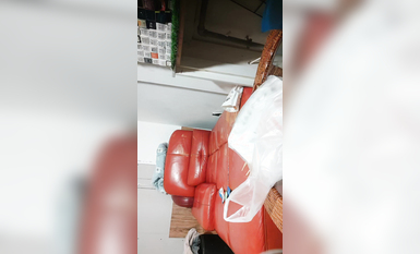 【大内密探008】，真实良家，啤酒配烤串，大学生女友相伴，近景抠穴啪啪，激情四射呻吟诱人