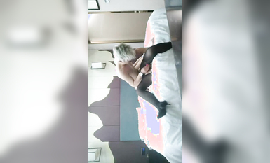 【无情的屌丶】大圈极品大奶外围御姐，换上连体黑丝高跟鞋，舔屌乳交扶着美臀后入