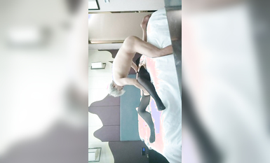 【无情的屌丶】大圈极品大奶外围御姐，换上连体黑丝高跟鞋，舔屌乳交扶着美臀后入