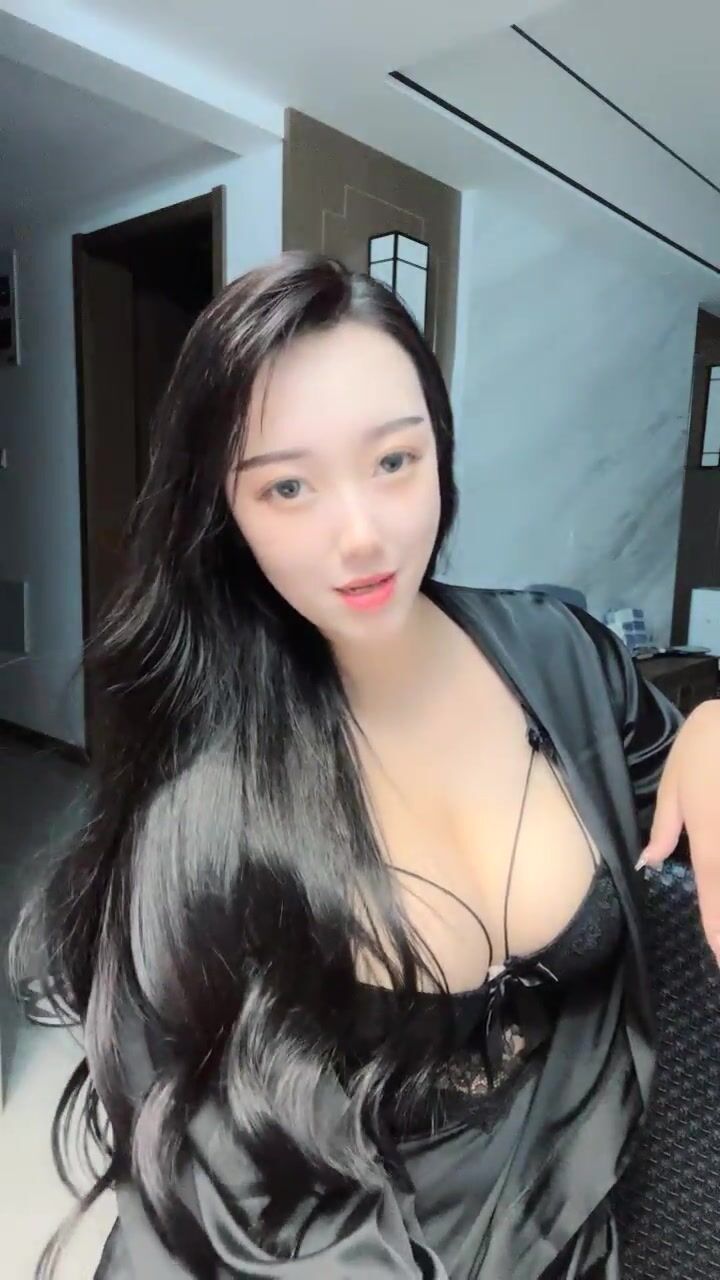 G奶女神！奶子超大~【178的小太阳】1000金币天价收费房！爽~ (2)