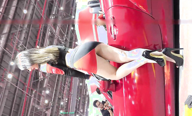 【展会走光】CAS车展模特走光车模 刁鉆摄影师 (19)