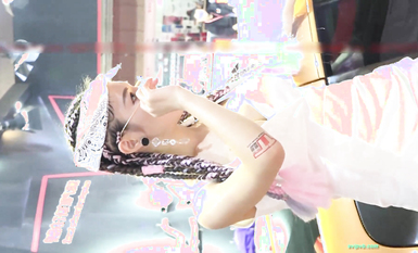 【展会走光】CAS车展模特走光车模 刁鉆摄影师 (5)