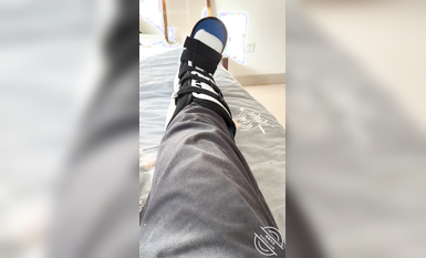 【最新封神 极品乱伦】海角社区乱伦大神强操哺乳期嫂子新作   表哥关心几句出门上班后，我把嫂子骗进房间口交，摸她的大奶子