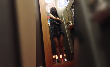 国内商场试衣间偷拍胖瘦都有 好多漂亮嫩妹小姐姐 翘挺美乳 偷操一炮太爽了 高清1080P原版 (2)