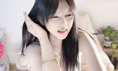 S站神顏主播@MiSSLee01 尺度福利秀3 (2)