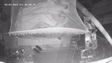 2023最新流出黑客 破解家庭攝像頭偷拍啪啪合集 小哥站著無套搞媳婦逼逼精液流了一地 (1)