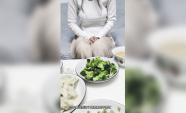 亂倫大神《大胸嫂子會噴水》新作-寶藏嫂子 滿足對女人的所有幻想 又騷又有韻味