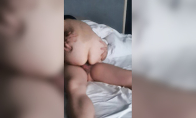 小骚逼，求操。