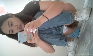 無印原版廁拍日記 6月27日4K全景電子創業園漂亮的小文員 (3)