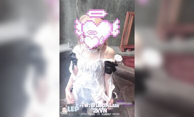 極品嬌嫩小萌妹『LepALu』雙馬尾粉嫩萌妹 被大J8爆操高潮 小嘴吃下大雞B 高清summer特輯 (4)