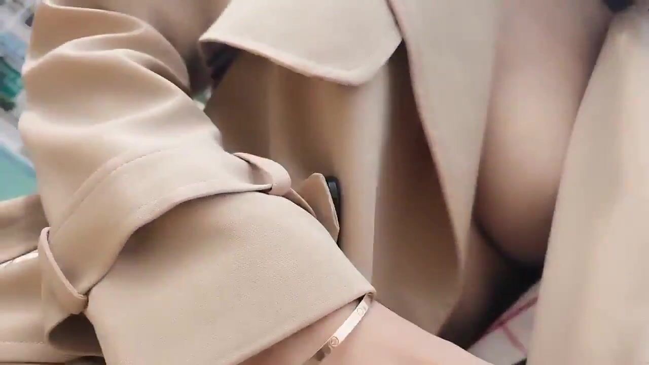 推特獵奇圈福利視圖重磅來襲第八季【公共場所露出戶外啪啪啪各種極限淫亂行為挑戰】 (4)