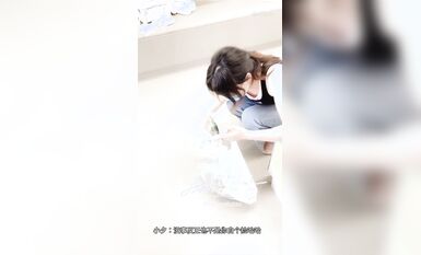 極品CosPlay爆機少女【喵小吉】純欲系新作《深夜地鐵》極致粉穴豪乳露出 超清4K原版 (1)