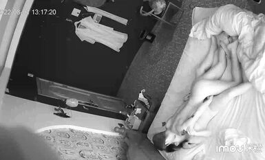 最新流出 樂橙酒店偷拍新台上架-激情男女2天狂做6次 (3)