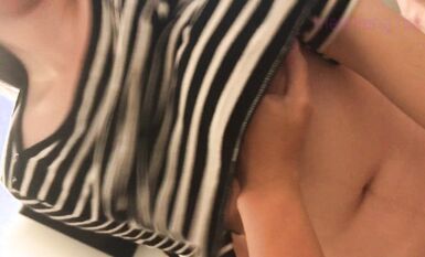 人前高冷私下極度反差大奶肥臀露臉妹【瑩瑩】與炮友造愛自拍視圖流出~邊呻吟邊說騷話 (5)