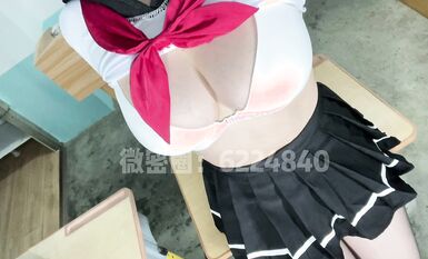 超美尤物『小王同學』微密圈七月份最新肥臀巨乳黑絲甄選 動一下B濤洶涌  (24)