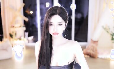 2022最新藏寶圖之舞神一姐『小恩雅』高潮表情加強版 切換VR視角超爆 高清 (10)