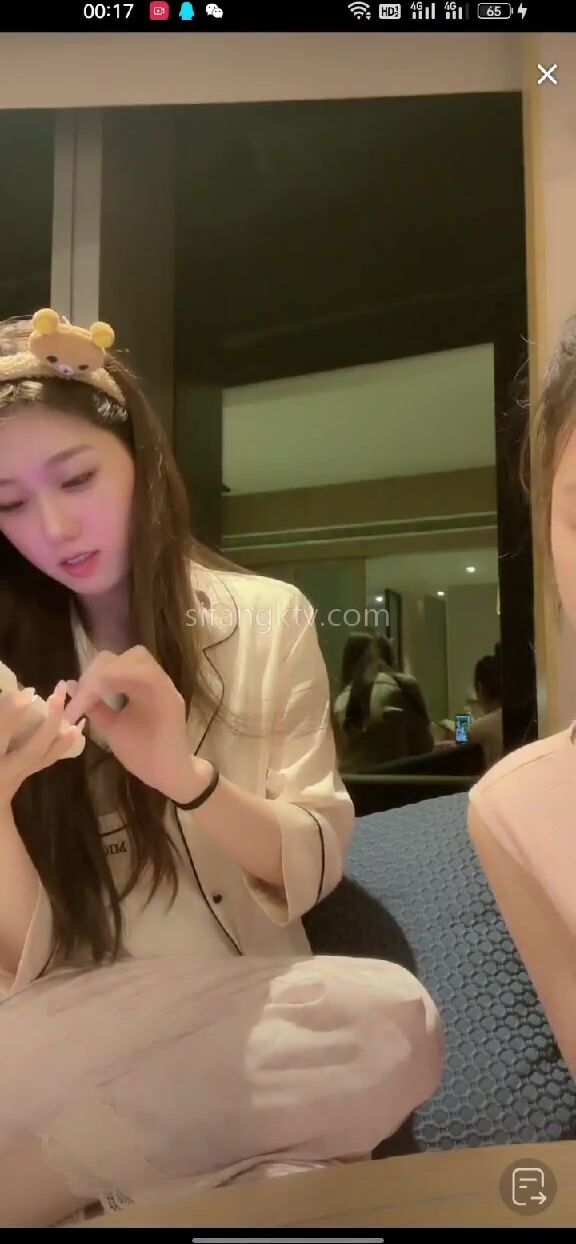 重磅 抖音直播技術性走光 熱舞 露底 美女雲集 (101)