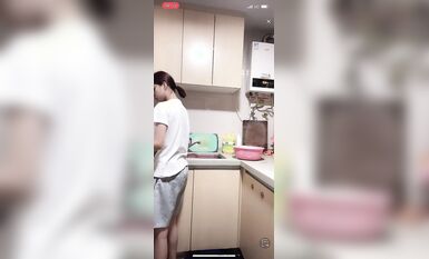 重磅 抖音直播技術性走光 熱舞 露底 美女雲集 (134)