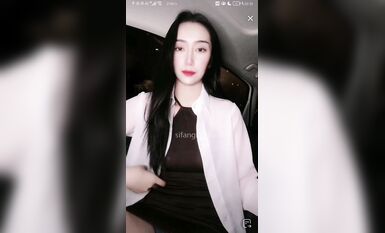 重磅 抖音直播技術性走光 熱舞 露底 美女雲集 (136)