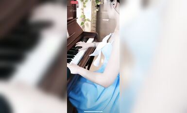 重磅 抖音直播技術性走光 熱舞 露底 美女雲集 (166)